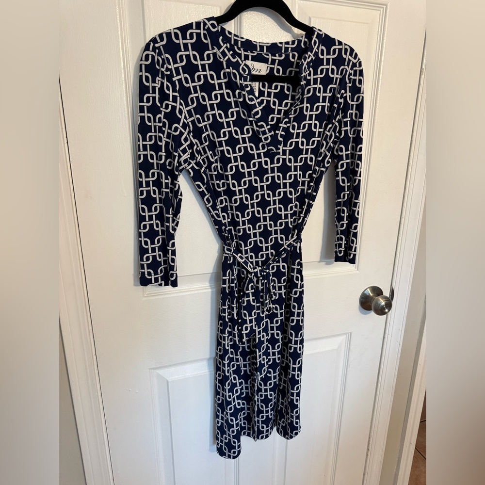 DM Collection Navy and White Chain Print Dress